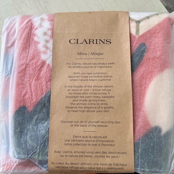 Clarins Makeup & Travel Size Products in Tote